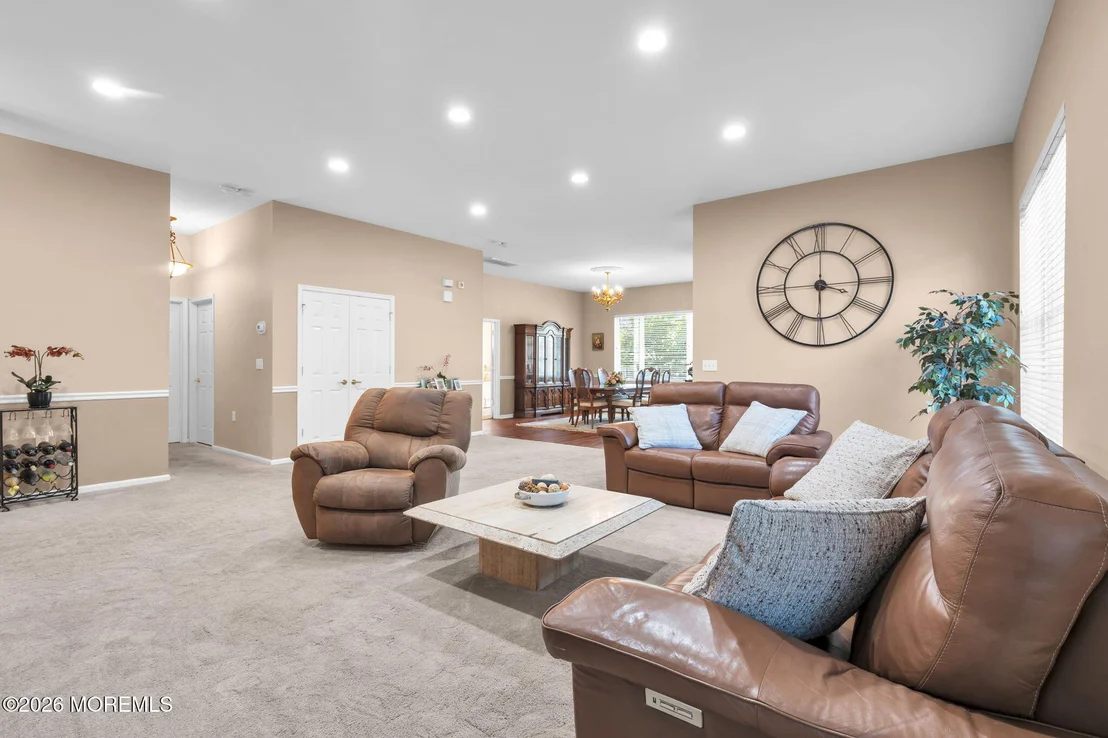 Photo of 1 Turnberry Place