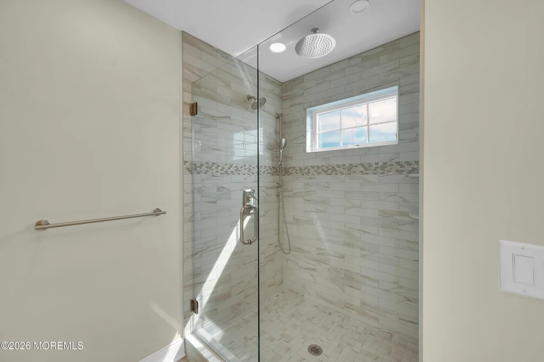 Photo of 105 Fifth Avenue
