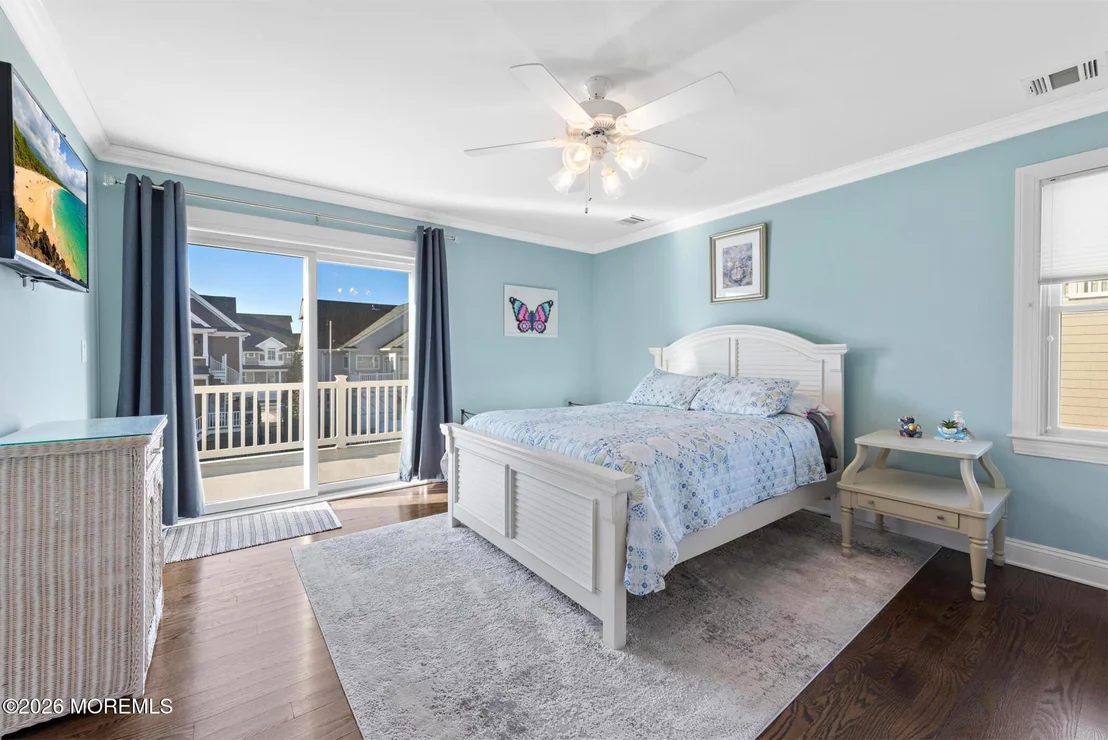 Photo of 305 Sloop Lane