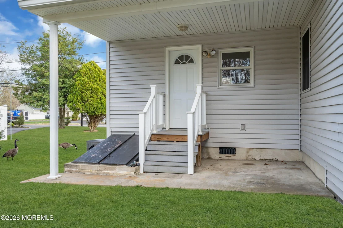 Photo of 20 Sylvan Boulevard