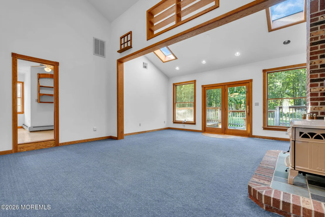 Photo of 141 Sunset Drive