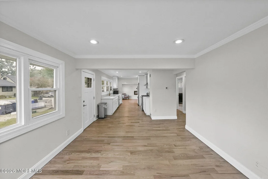 Photo of 105 Roosevelt Drive