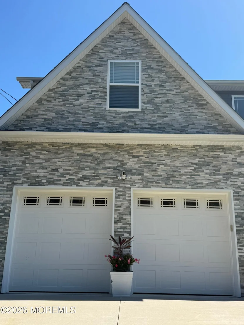 Photo of 235 Serpent Lane