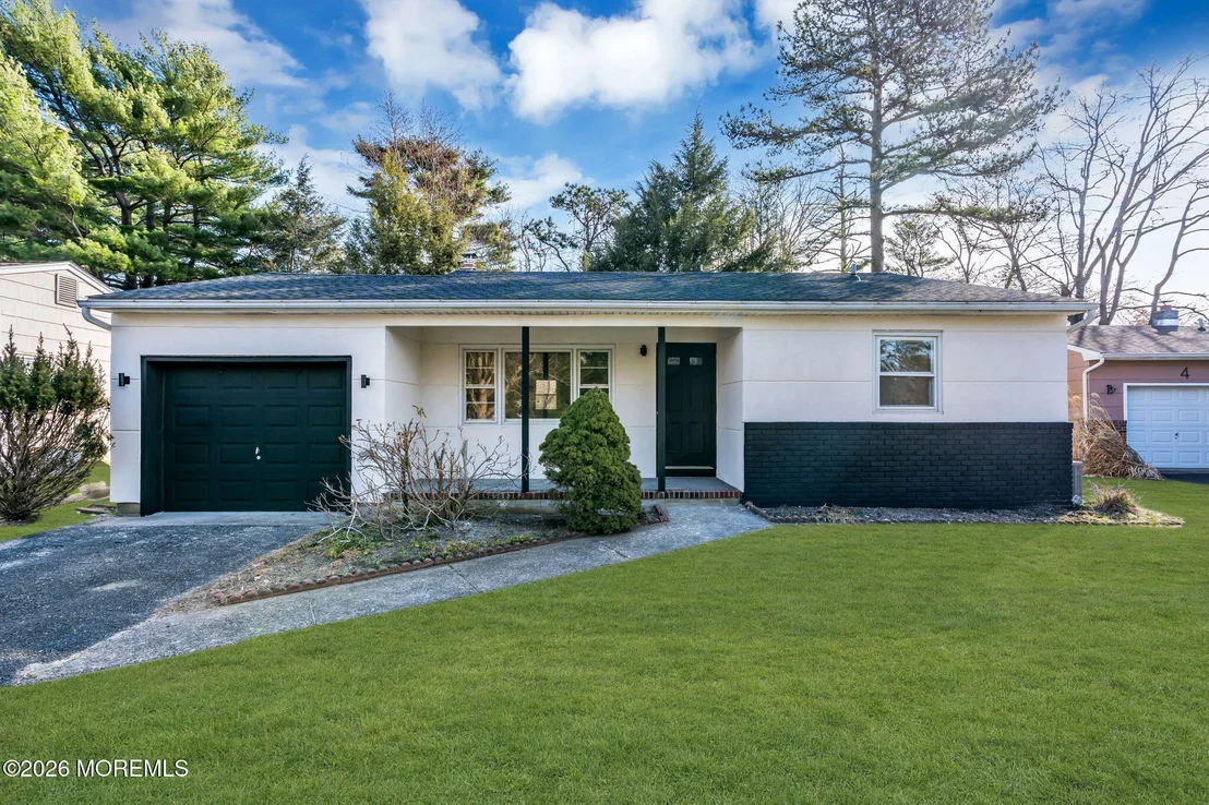 Photo of 6 Stanford Drive