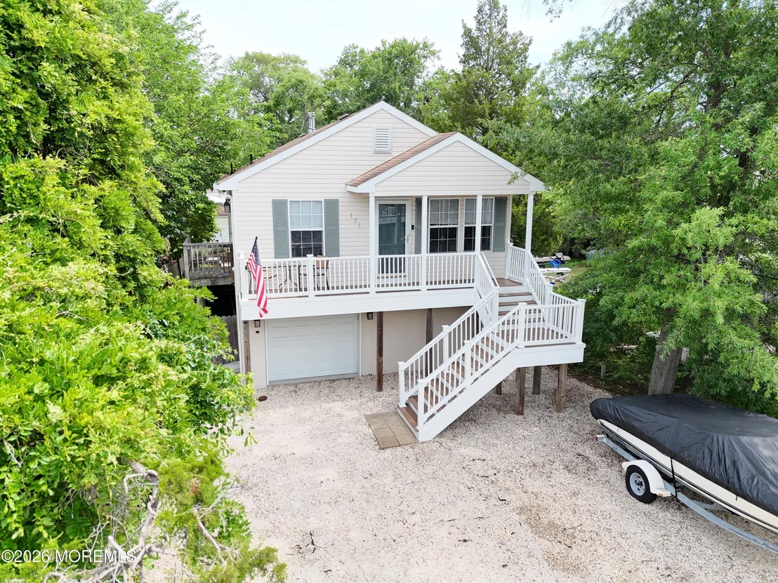 Photo of 131 Bayview Drive