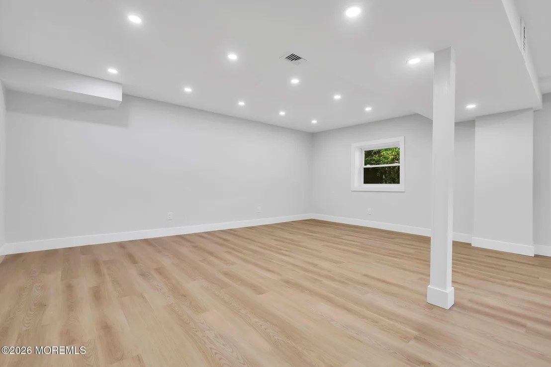Photo of 415 S 1st Avenue