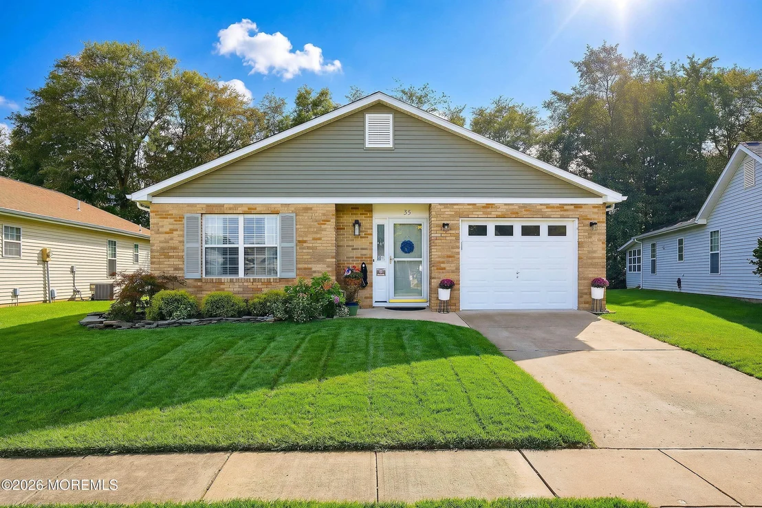 Photo of 35 Rainier Drive
