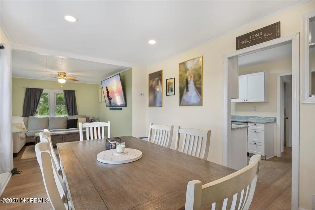 Photo of 471 Beverly Drive