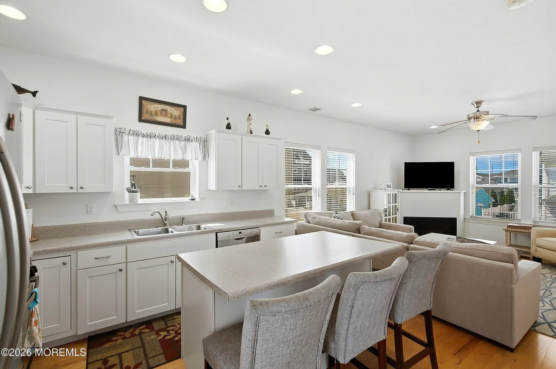 Photo of 105 Albacore Drive