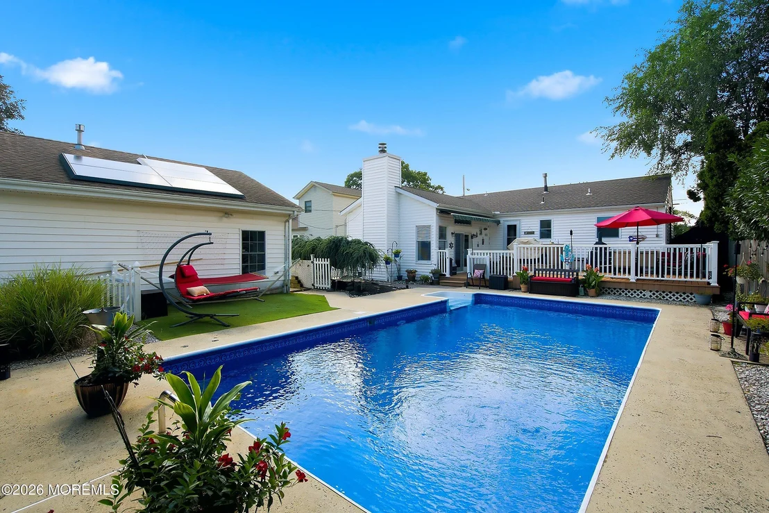 Photo of 213 Lorraine Place