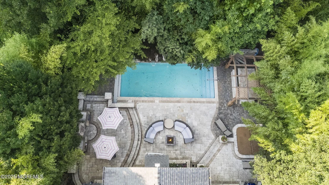 Photo of 7 Trumbull Court