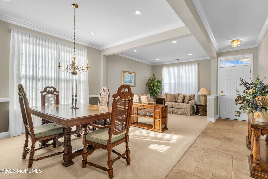 Photo of 178 Huntington Drive