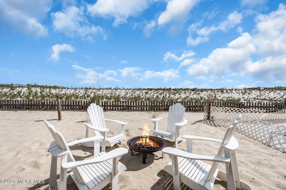 Photo of 3176 Ocean Road