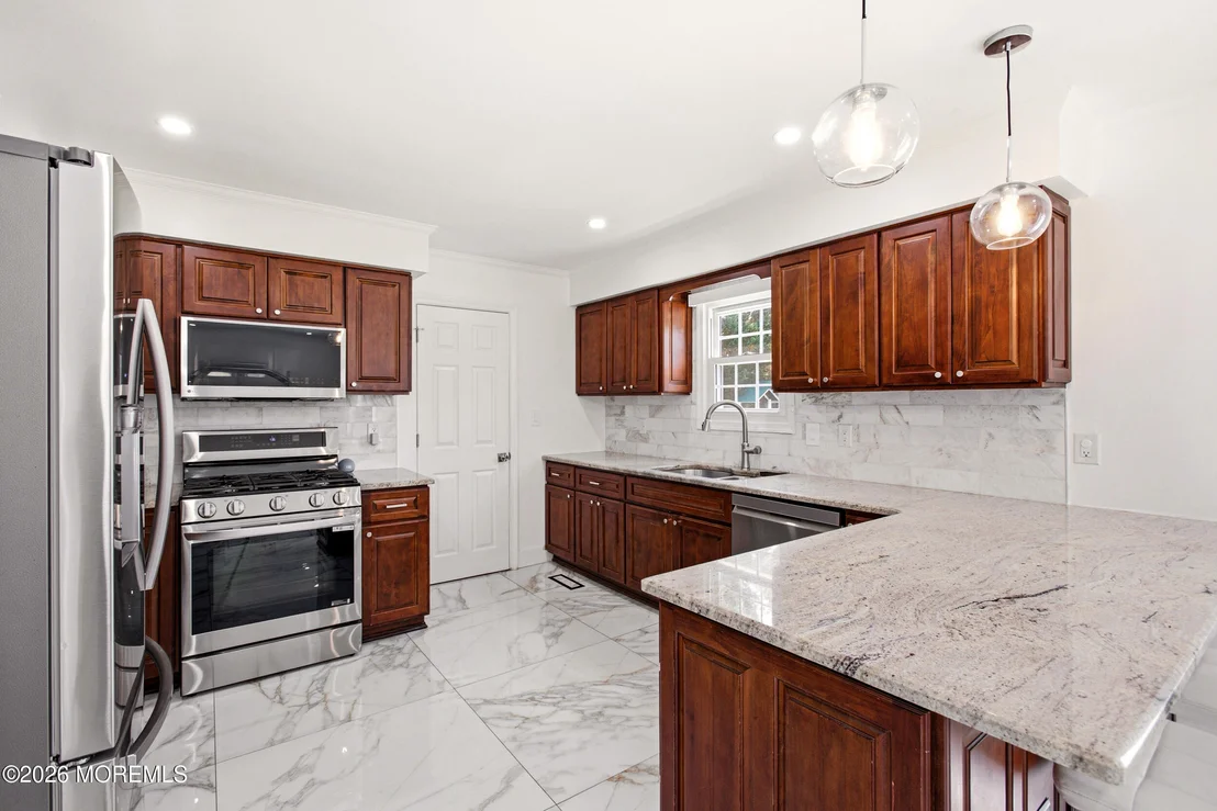 Photo of 122 Butterfly Road
