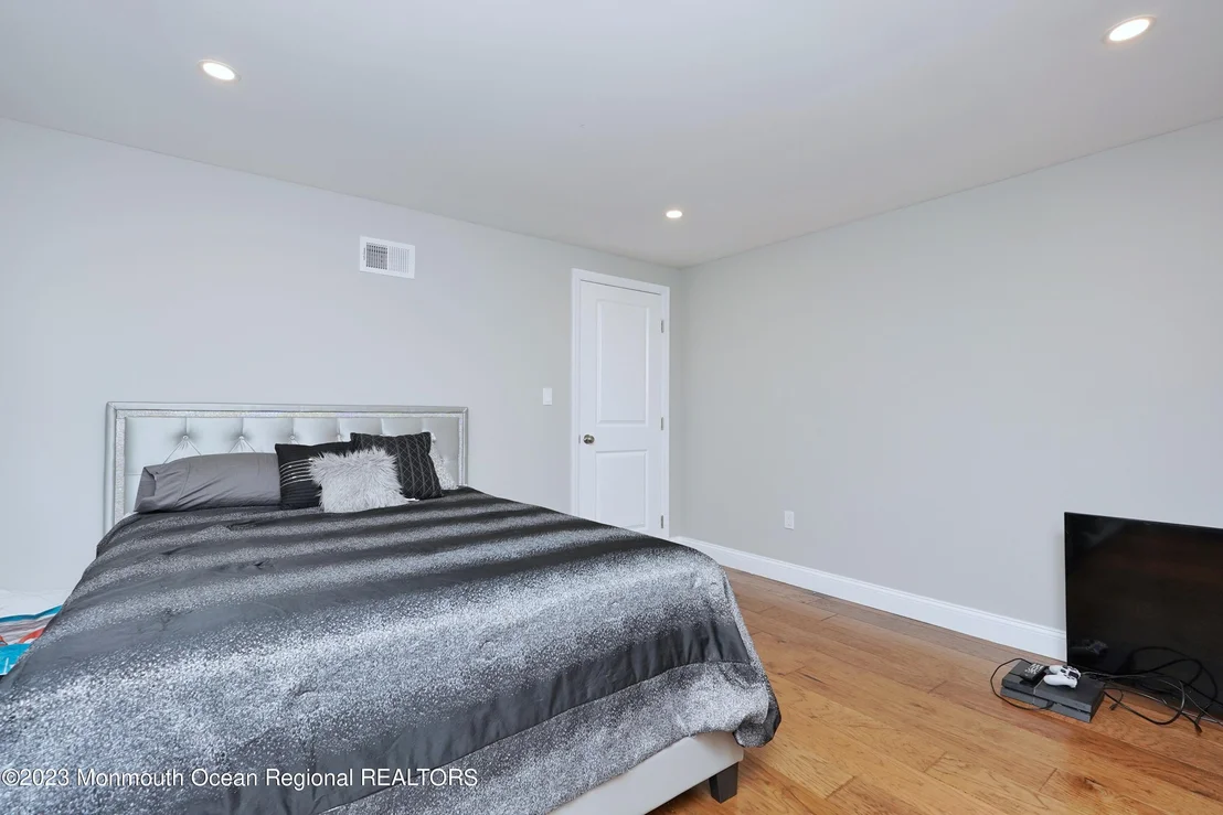 Photo of 16 Mercer Road