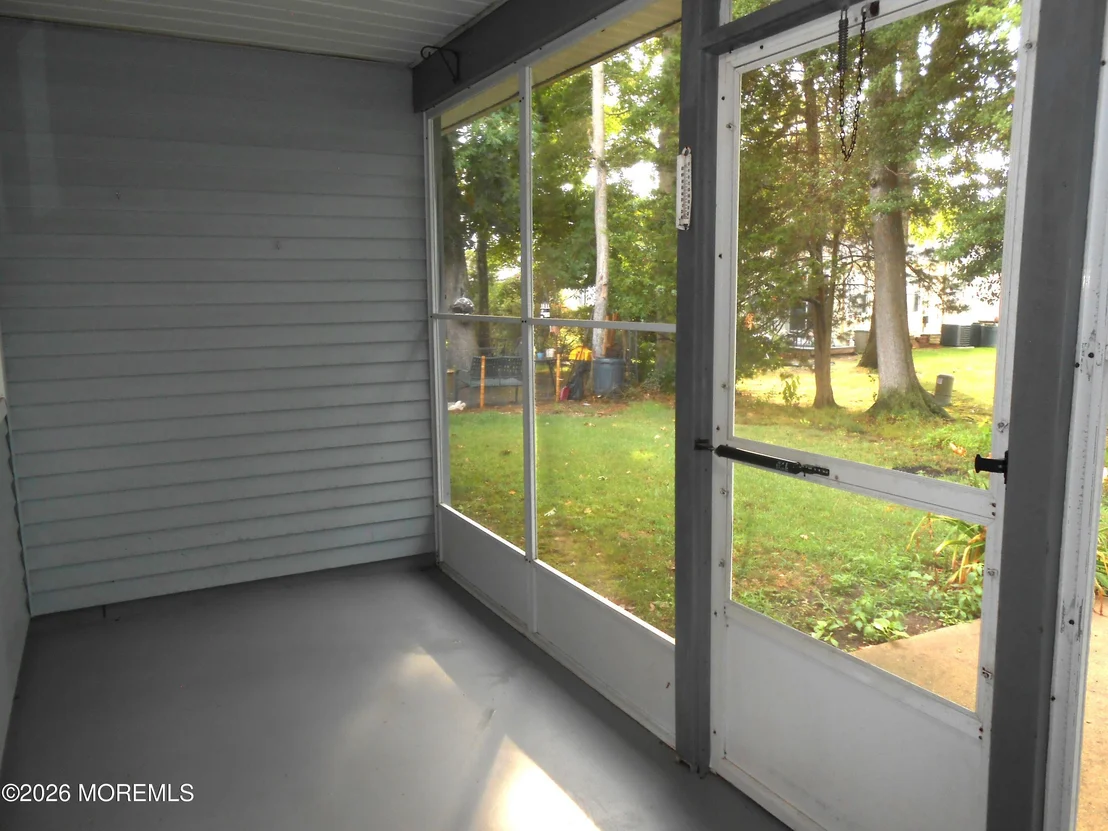 Photo of 220 Lexington Drive