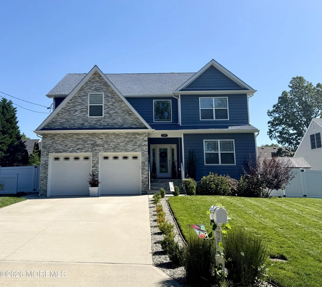Photo of 235 Serpent Lane