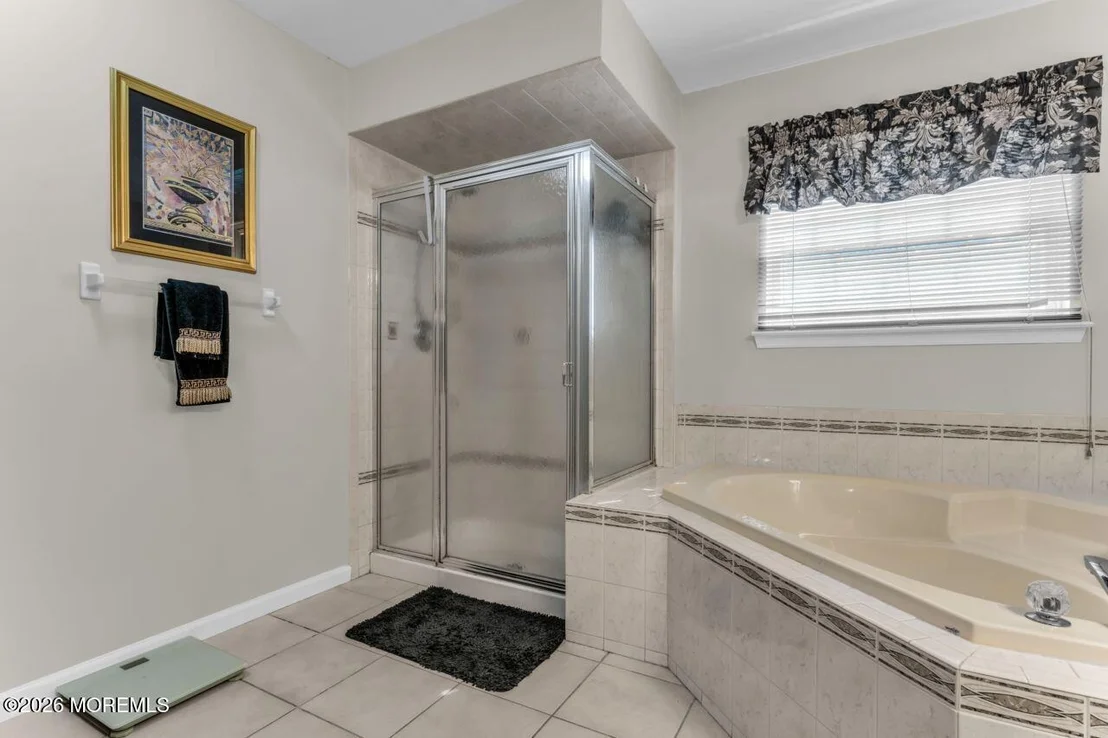 Photo of 383 Meadowood Road