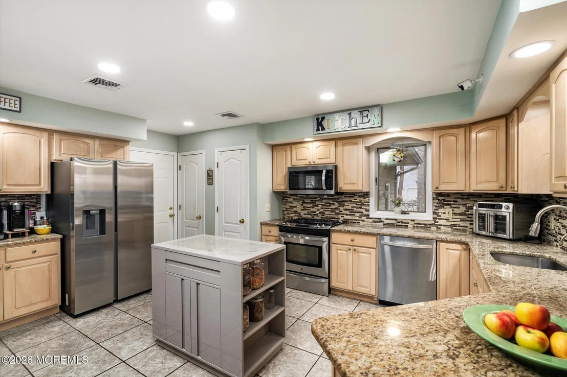 Photo of 5 Pin Oak Drive