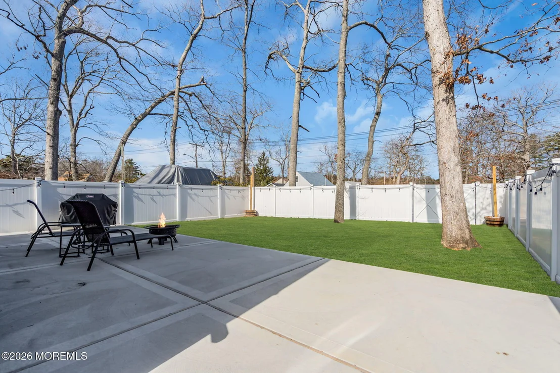 Photo of 1620 Ewart Road