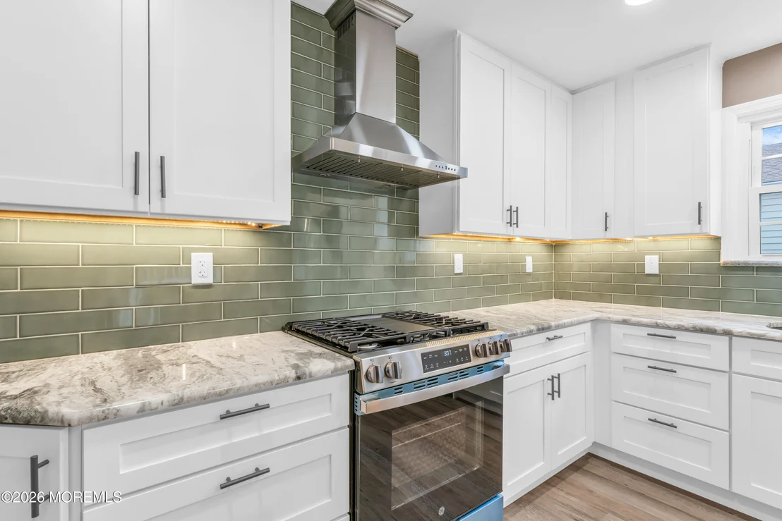 Photo of 134 Pulaski Boulevard