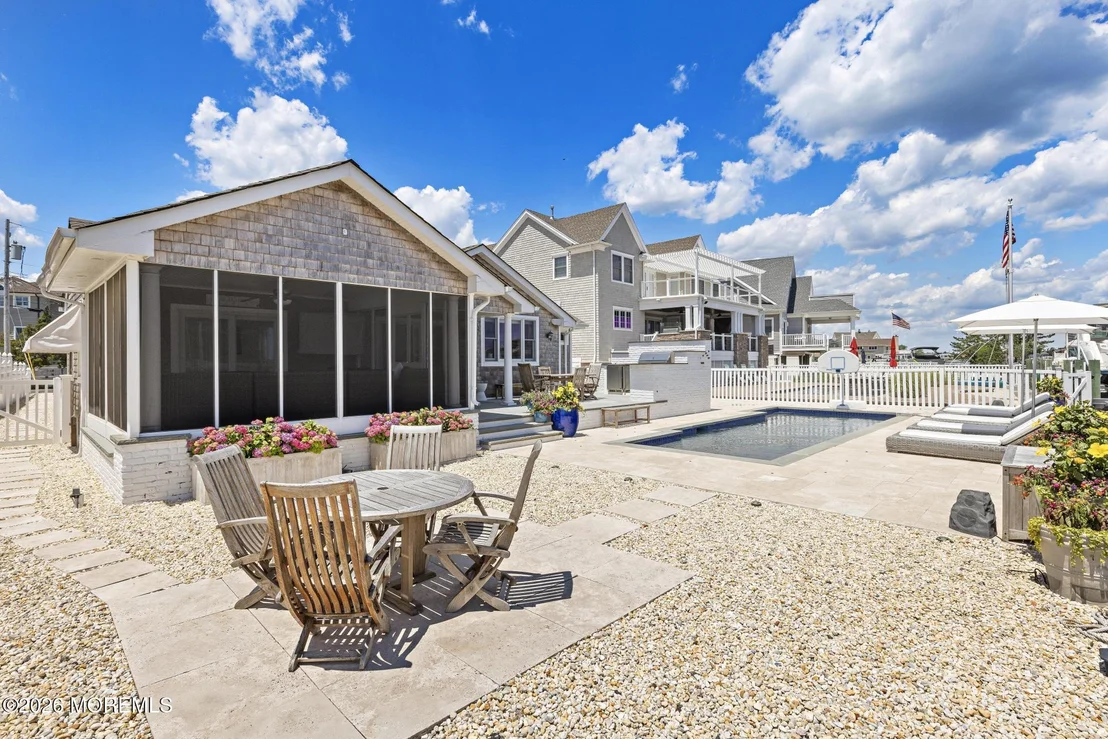 Photo of 120 Dickman Drive