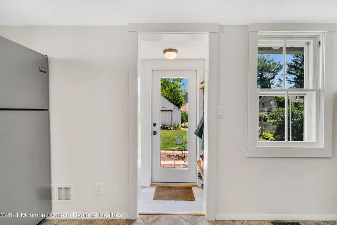 Photo of 32 Marcellus Avenue