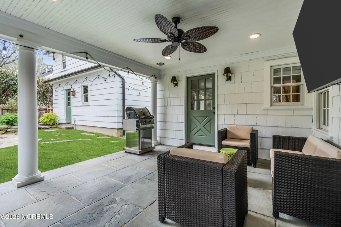 Photo of 9 N Cherry Lane