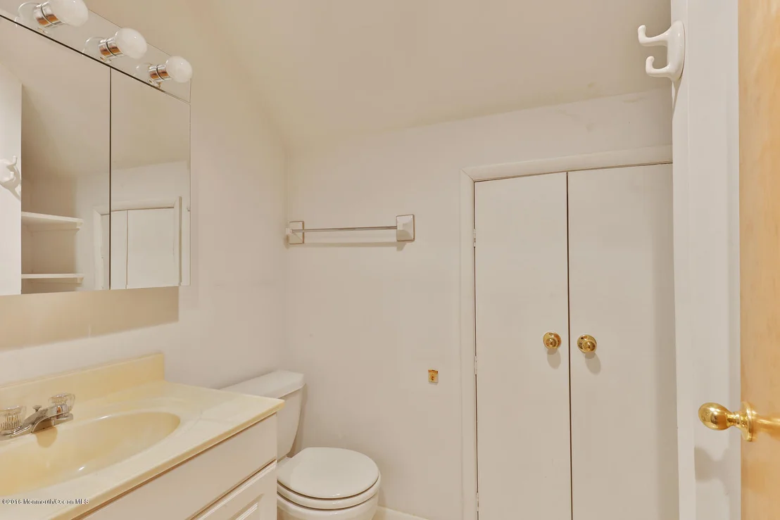 Photo of 2114 Shadowbrook Drive