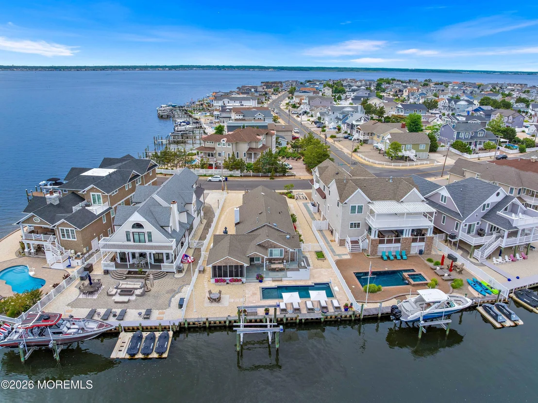Photo of 120 Dickman Drive