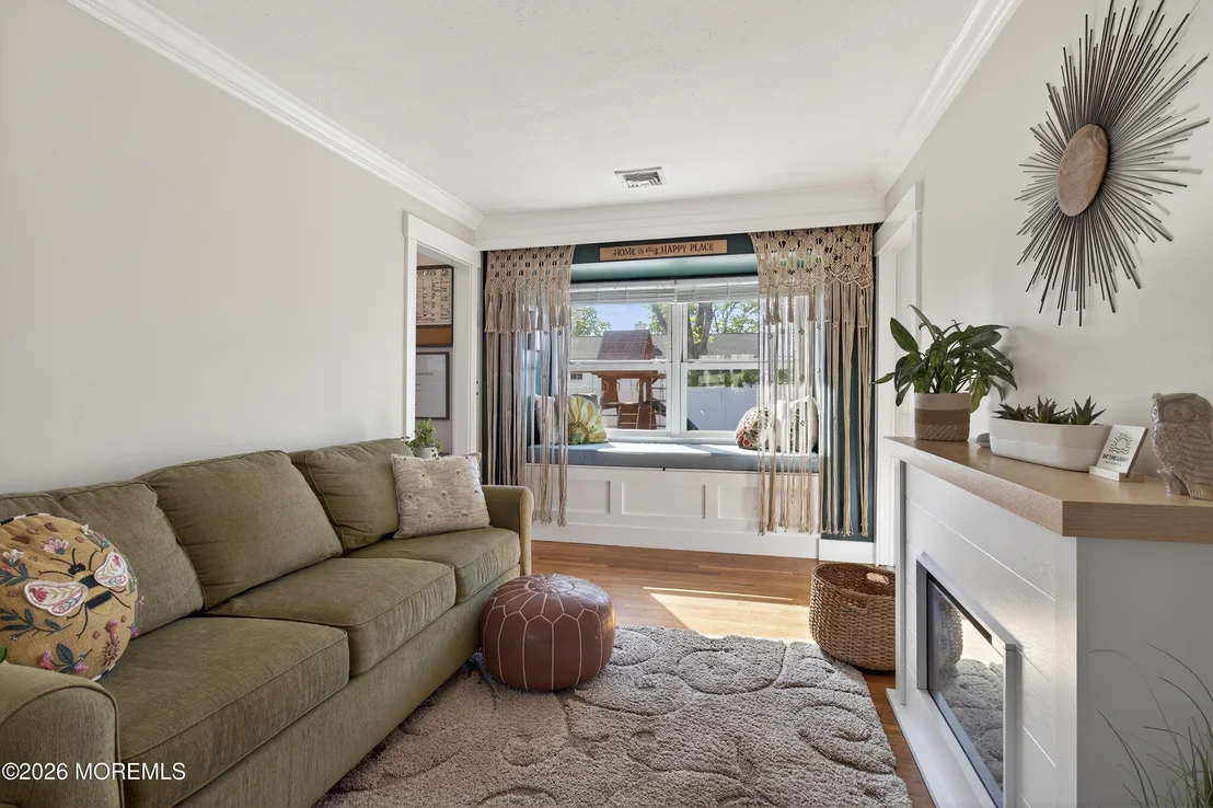 Photo of 105 Cranbury Road