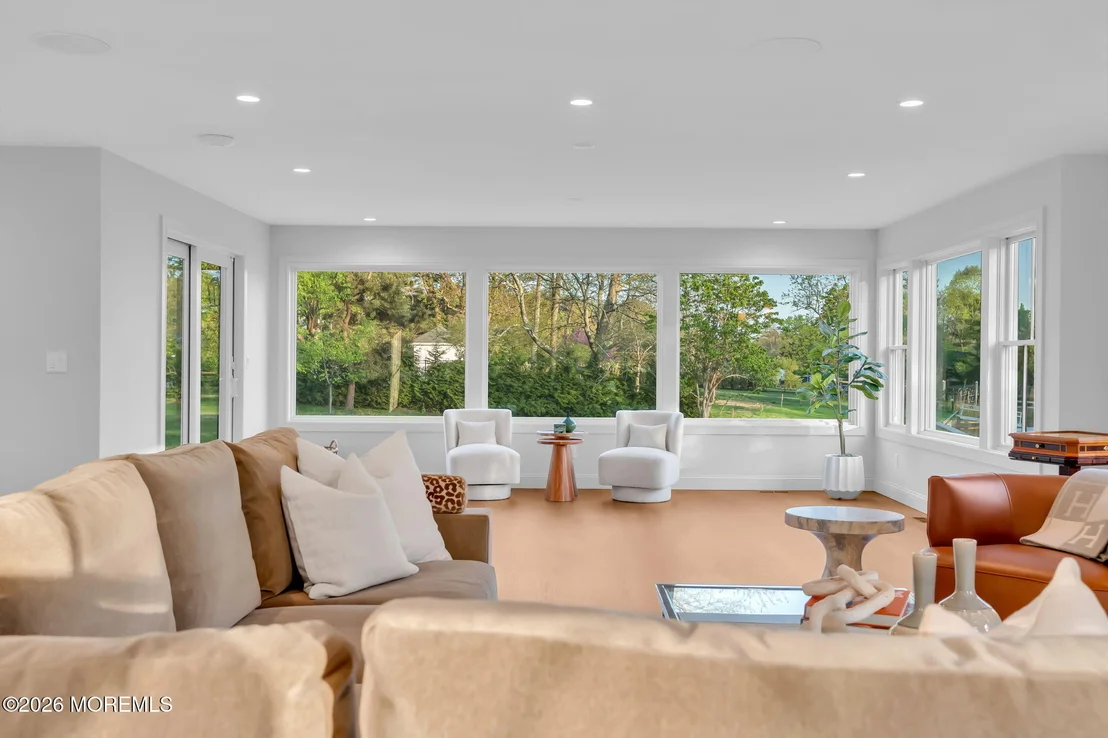 Photo of 181 Rumson Road