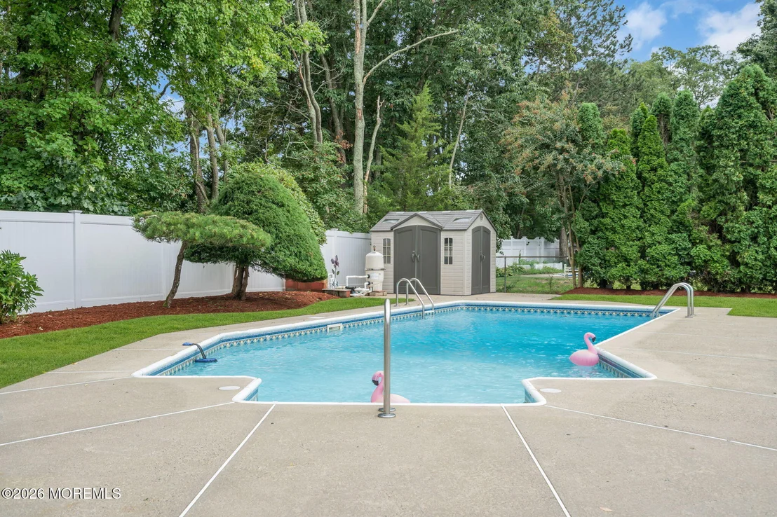 Photo of 205 Arizona Drive