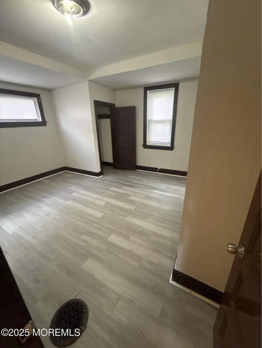 Photo of 176 Park Avenue