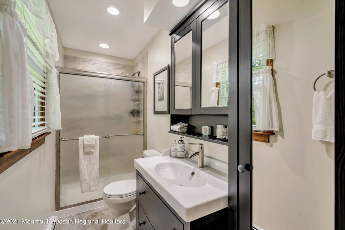 Photo of 224 Linden Avenue