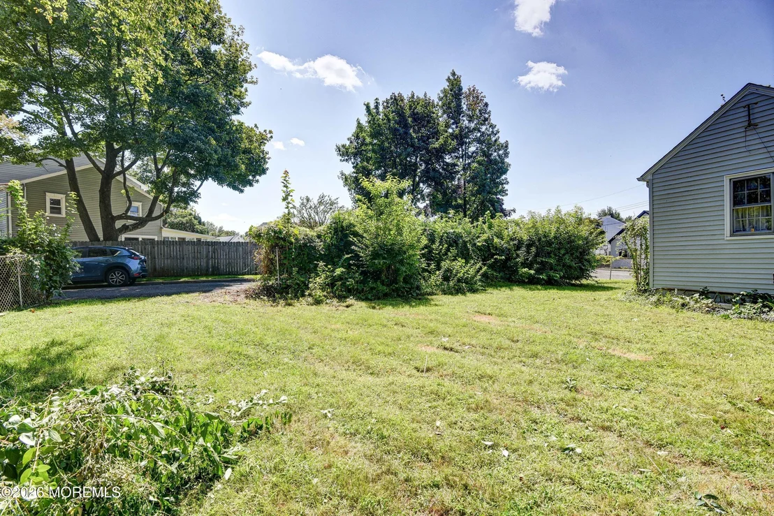 Photo of 753 Lorraine Drive
