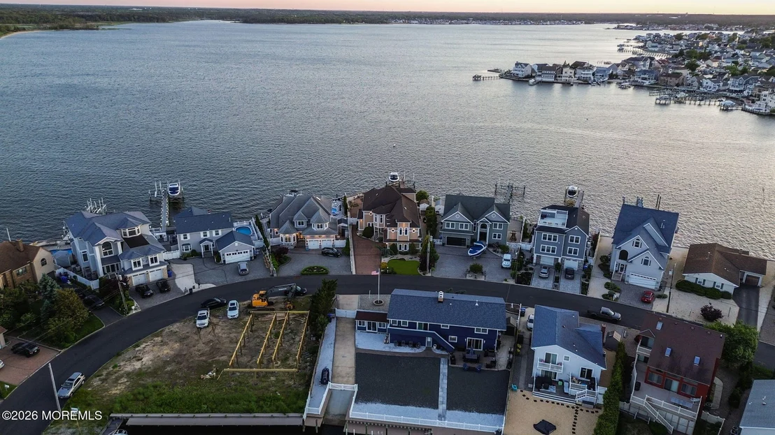 Photo of 531 Bayview Drive