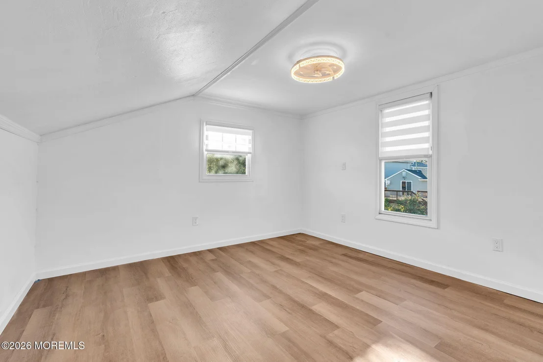 Photo of 1011 Florence Avenue