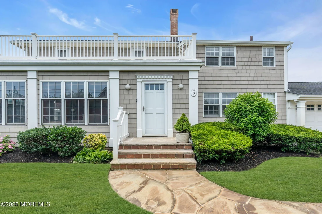 Photo of 5 Howell Avenue