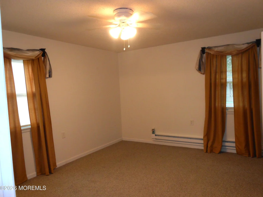 Photo of 220 Lexington Drive