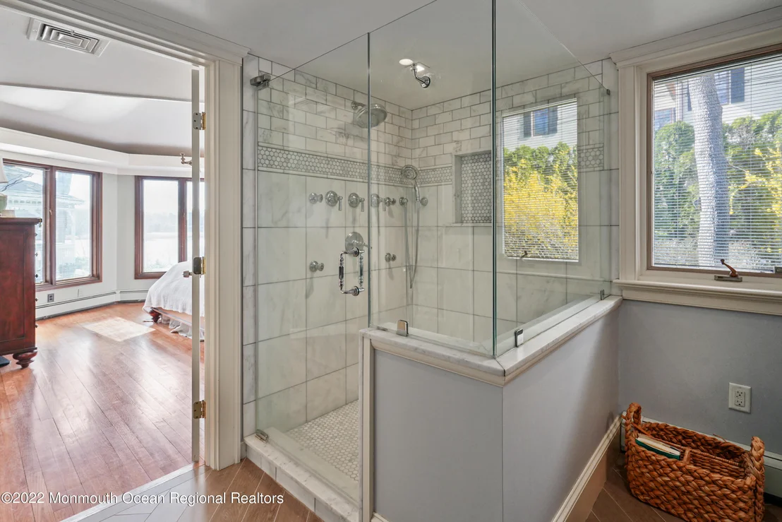 Photo of 2409 Riverside Terrace