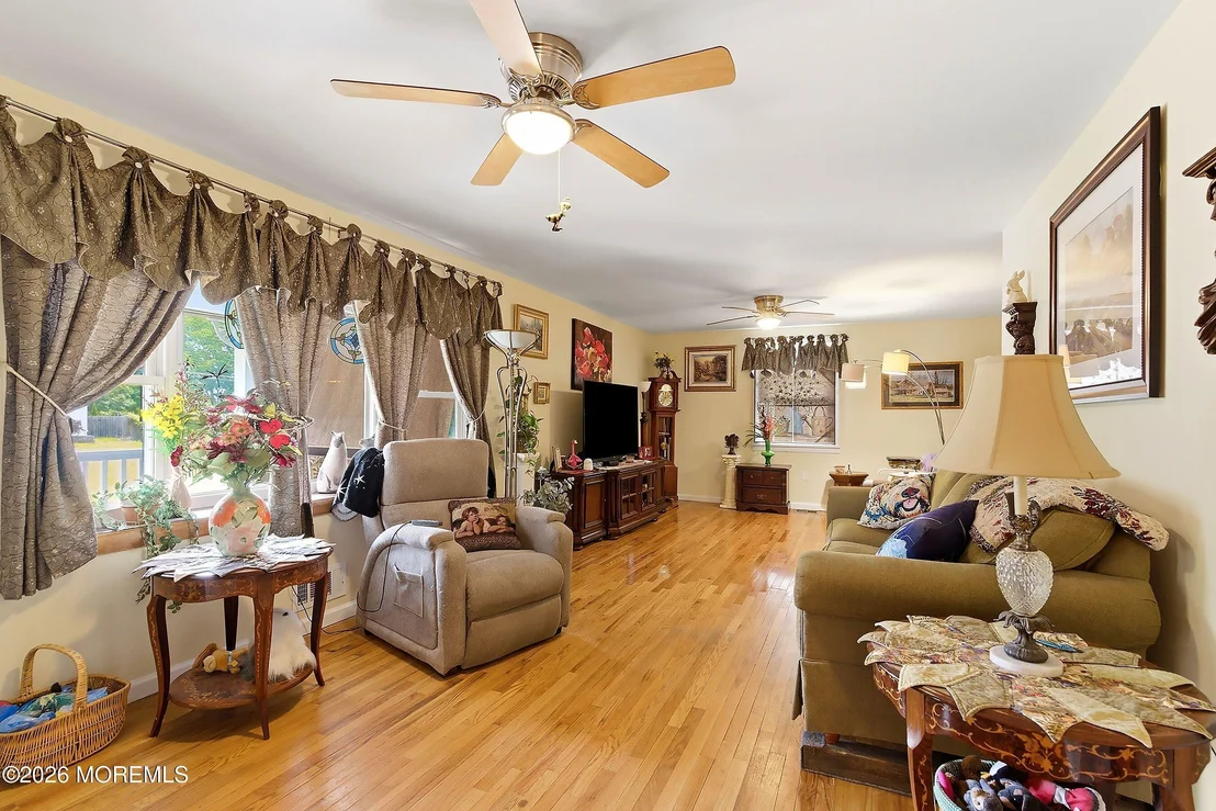 Photo of 54 Redwood Place