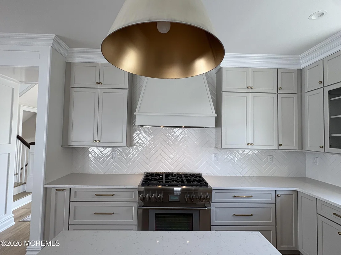 Photo of 179 Rumson Road