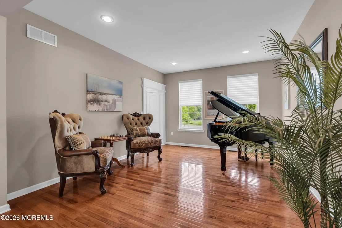 Photo of 12 Whispering Grove Boulevard