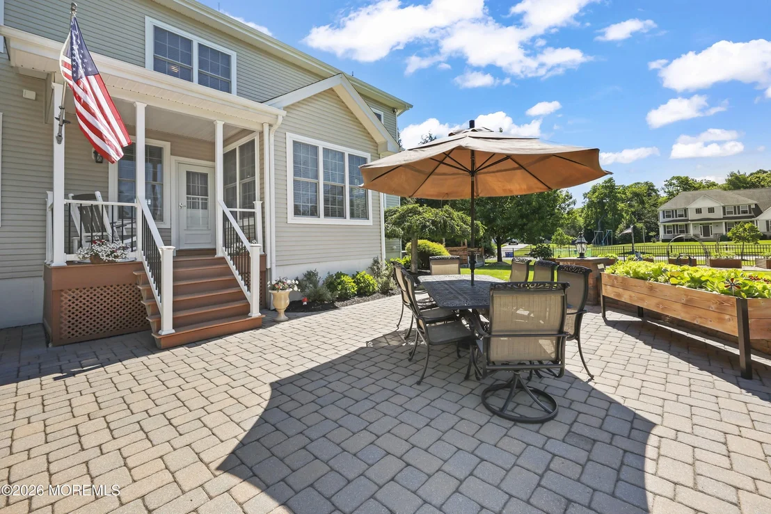 Photo of 14 Whispering Grove Boulevard