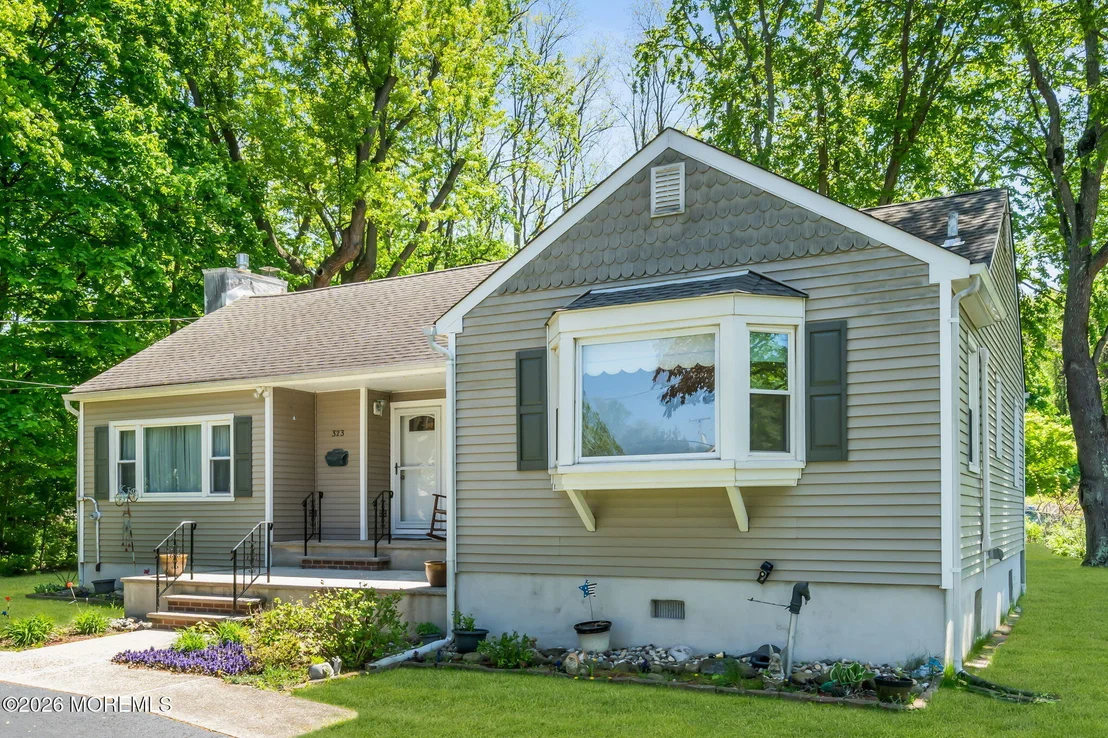 Photo of 323 Florence Road