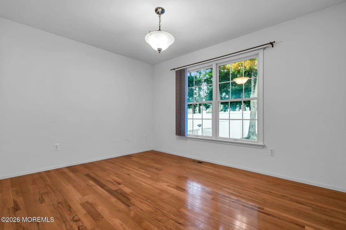 Photo of 100 Bark Road