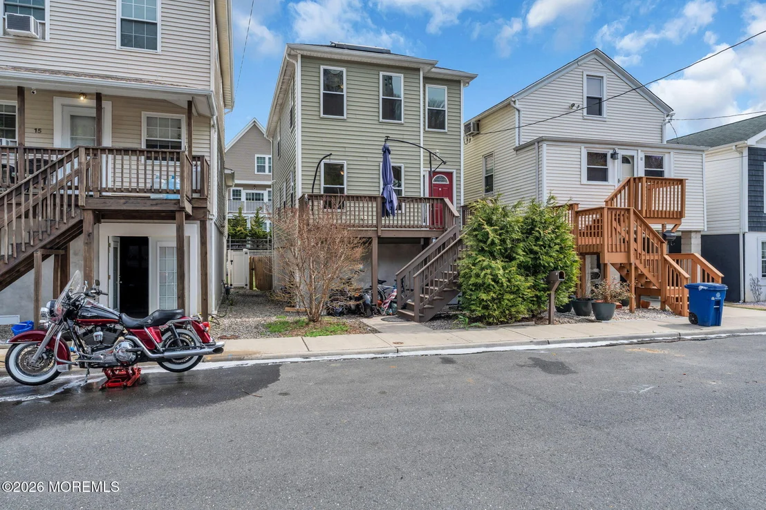 Photo of 13 Locust Street