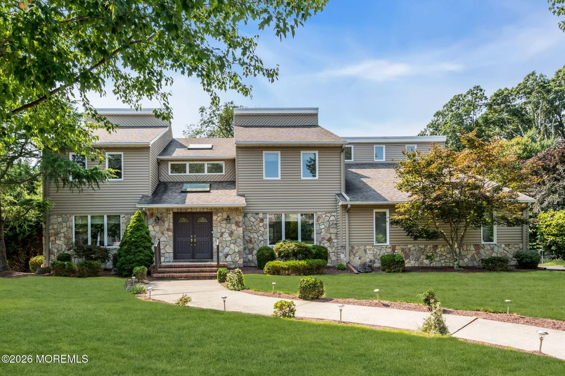 Photo of 15 Oxford Drive