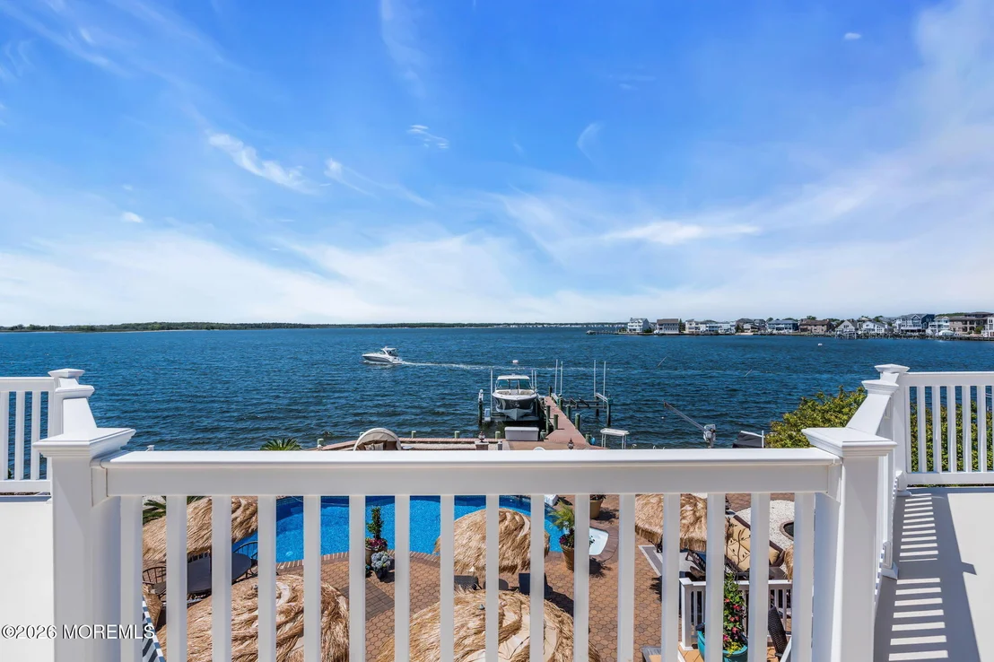 Photo of 531 Bayview Drive